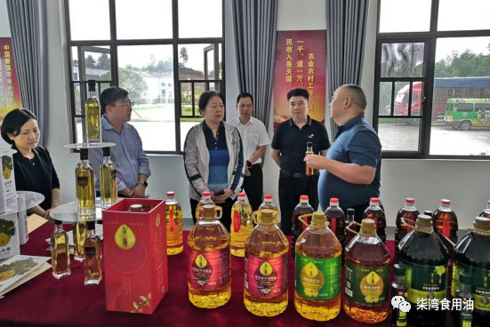 國(guó)家氣候中心、中國(guó)農業科學院來(lái)臨湘調研油茶氣象服務工作